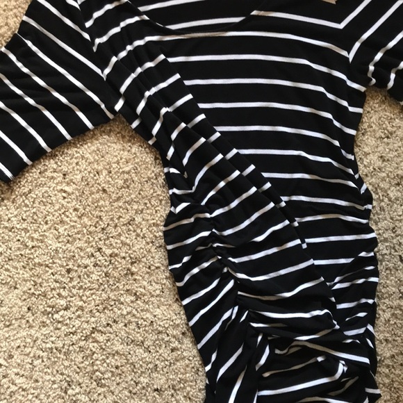 Maternity Top by A Pea in the Pod - Picture 4 of 4